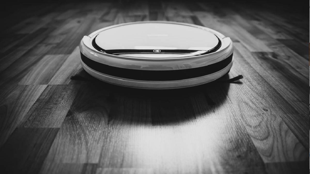 Best Robot Vacuum Cleaner With Mop To Keep Things Decidedly Dust Free